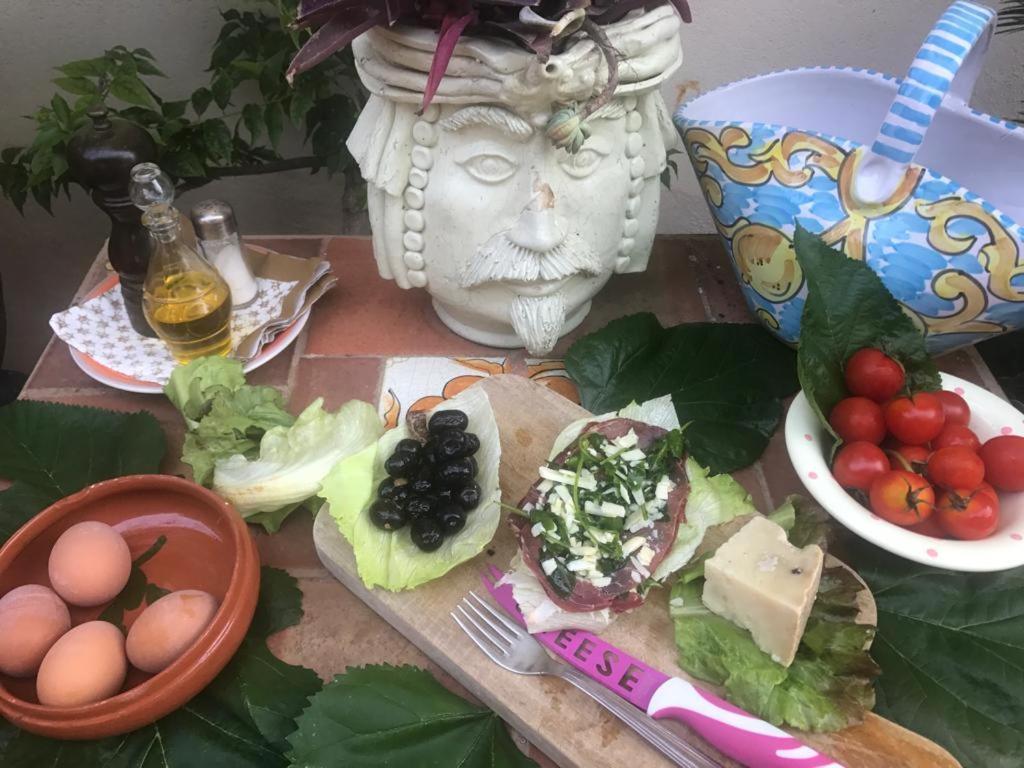 La Capanna Di Giuseppe E Maria Bed & Breakfast Taormina Exterior foto