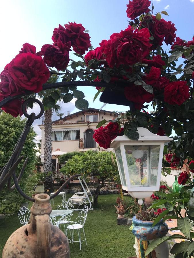 La Capanna Di Giuseppe E Maria Bed & Breakfast Taormina Exterior foto