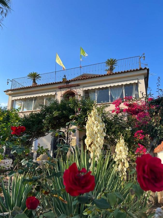 La Capanna Di Giuseppe E Maria Bed & Breakfast Taormina Exterior foto